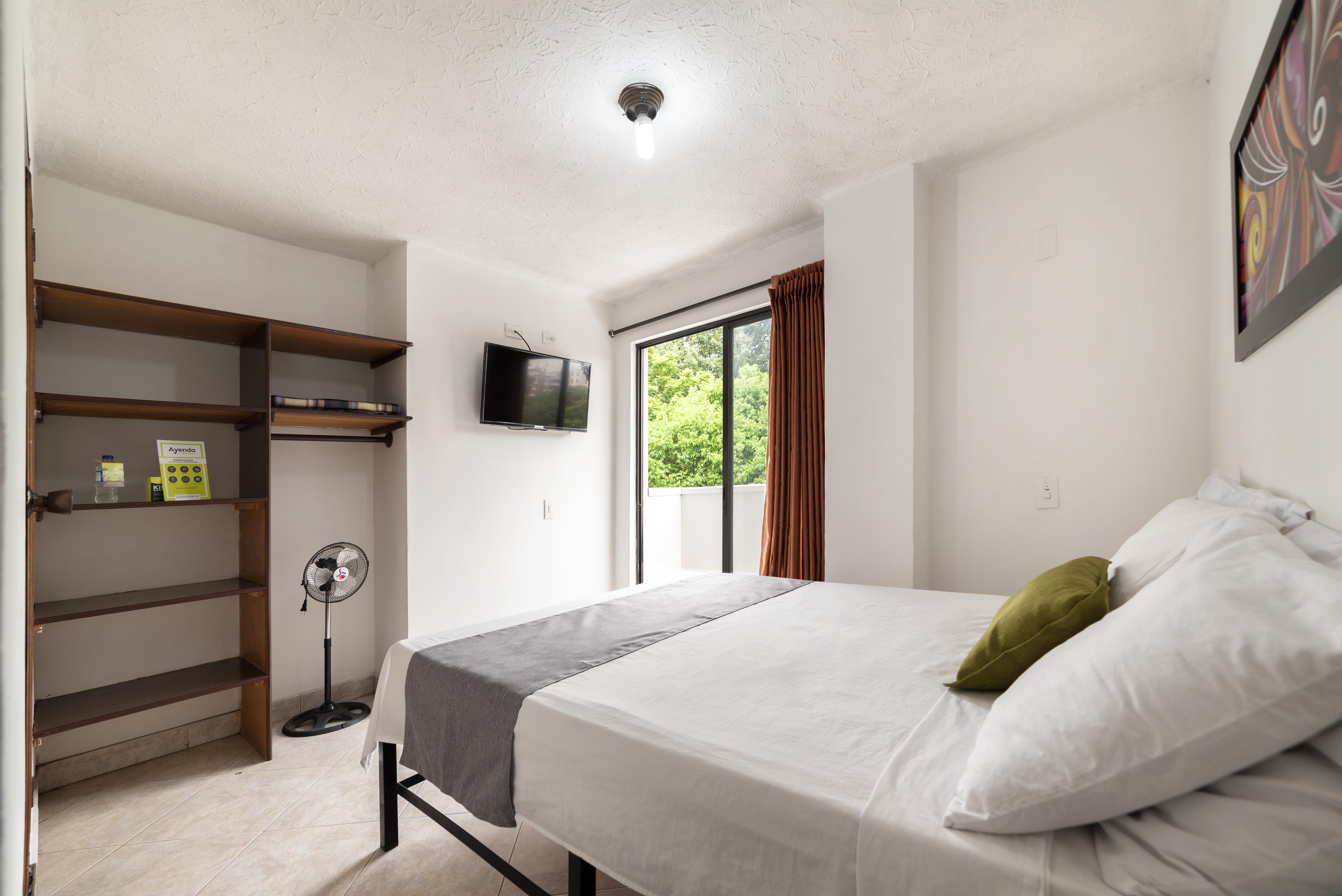 Hotel Balcones Del Estadio Медельин Экстерьер фото