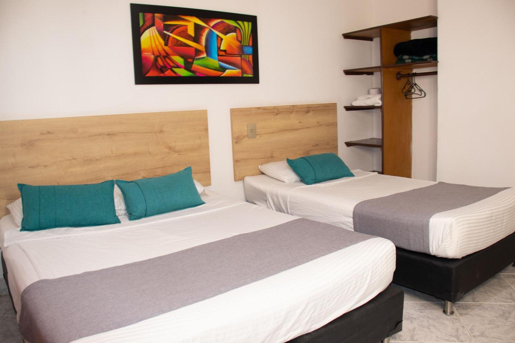 Hotel Balcones Del Estadio Медельин Экстерьер фото
