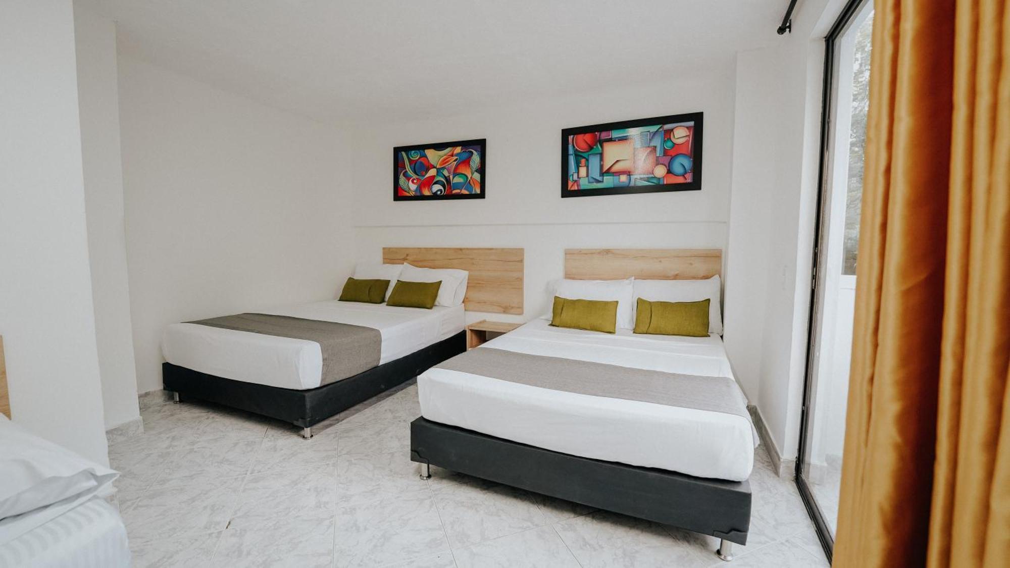 Hotel Balcones Del Estadio Медельин Экстерьер фото